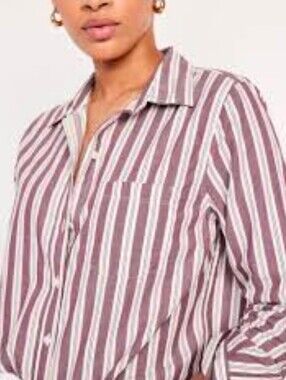 Old Navy Maroon & White Vertical Stripe Button-Down Shirt